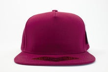 Load image into Gallery viewer, 5 Panel Cotton Flat Brim Snapback (Burgundy) #EE107
